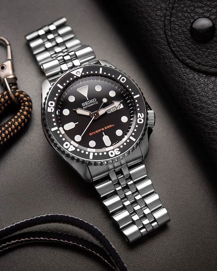 Seiko_5_Sports Branded Watch